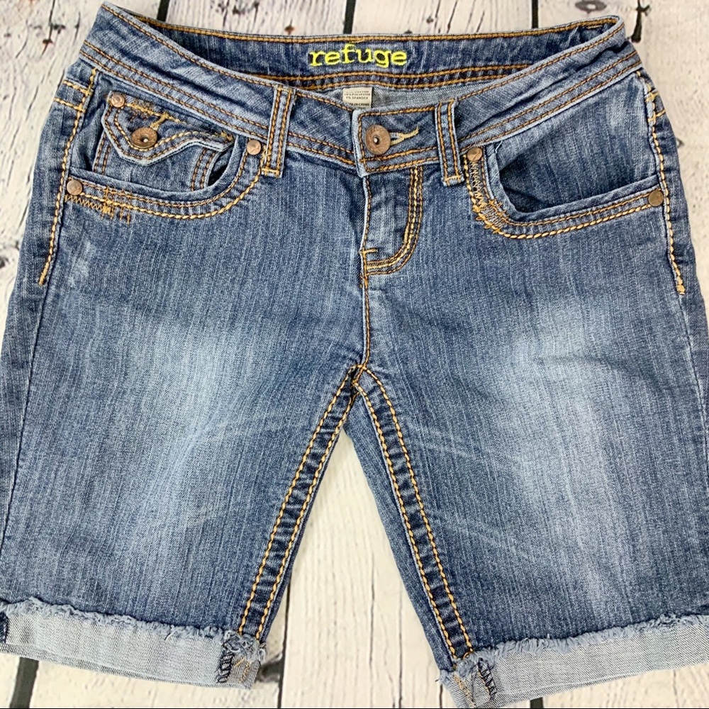 Refuge Stretch Shorts Size 2